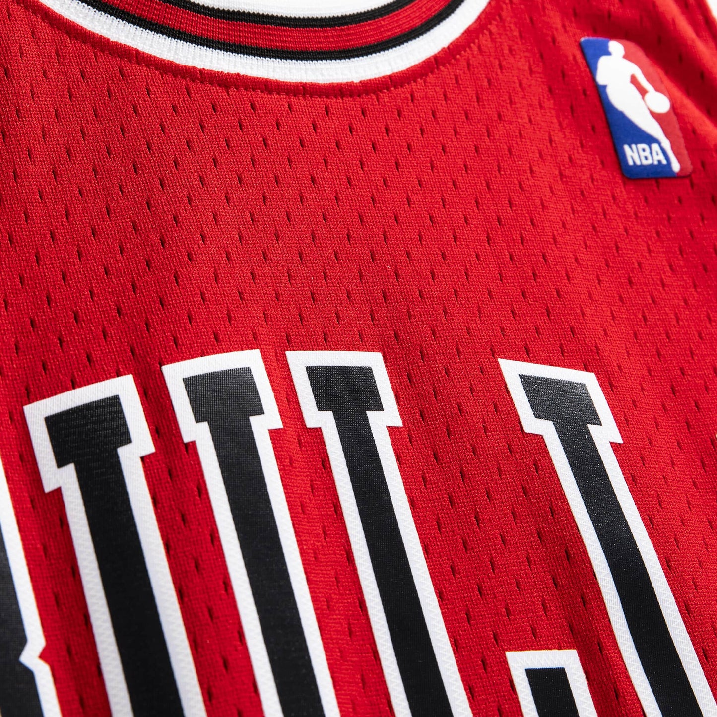 NBA Swingman Jersey Chicago Bulls 1997-98 Toni Kukoc